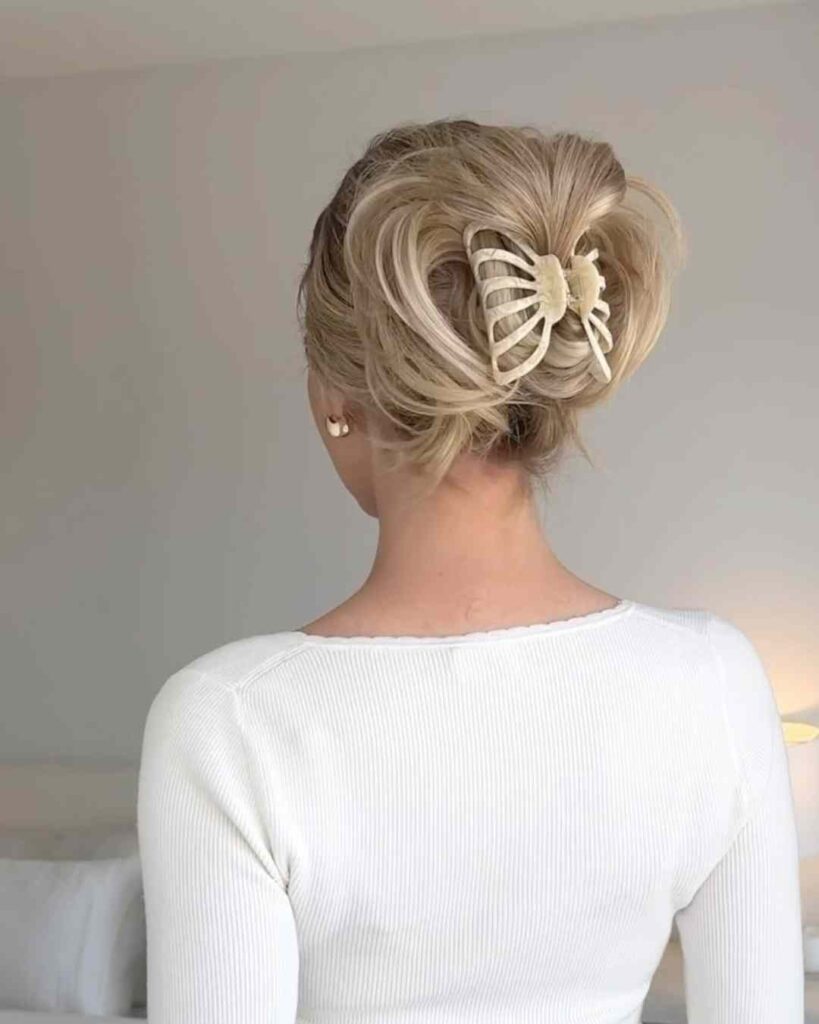 the '90s Spiky Twist (Playful & Fun)